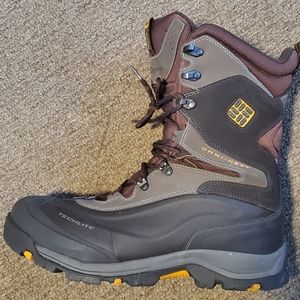 Columbia Omni-Heat 600 Gram Waterproof Winter Boot